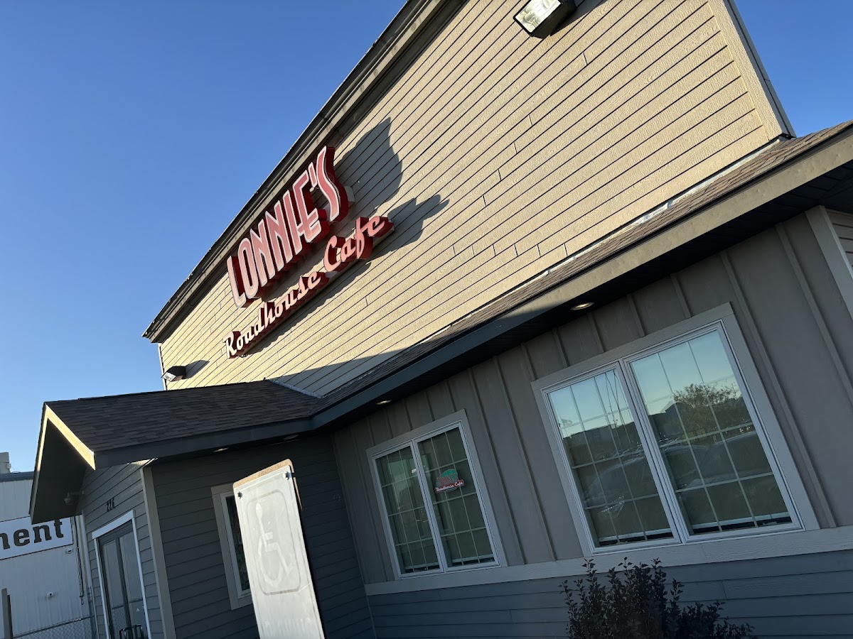 Lonnie's Roadhouse Cafe